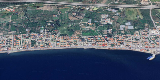 izmir güzelbahçe yalı satılık arsa