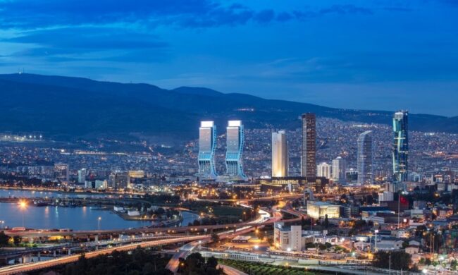 İzmir’de Gayrimenkul Yatırımı Yapmak Doğru Bir Karar mı? İzmir’de Gayrimenkul Yatırımı Yapmak Doğru Bir Karar mı?